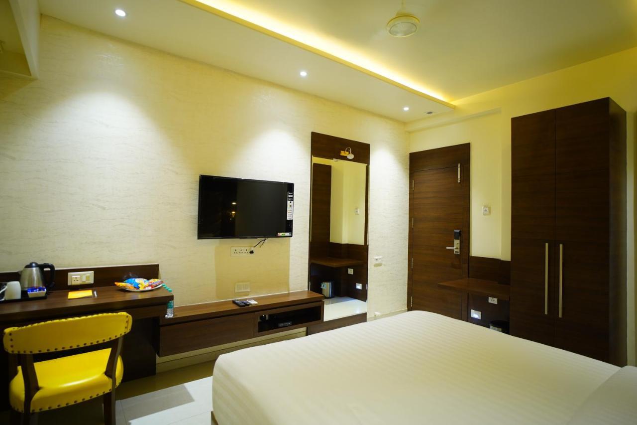 Orange Tree Hotels Nagpur Bagian luar foto